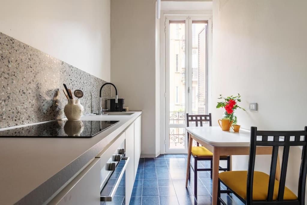 Casa Dina - Monolocale Washington De Angeli Apartment Mailand